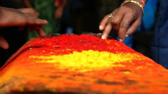 Putting Vermilion on a women’s forehead confirms the intention of marriage: Allahabad HC Putting Vermilion on a women’s forehead confirms the intention of marriage: Allahabad HC